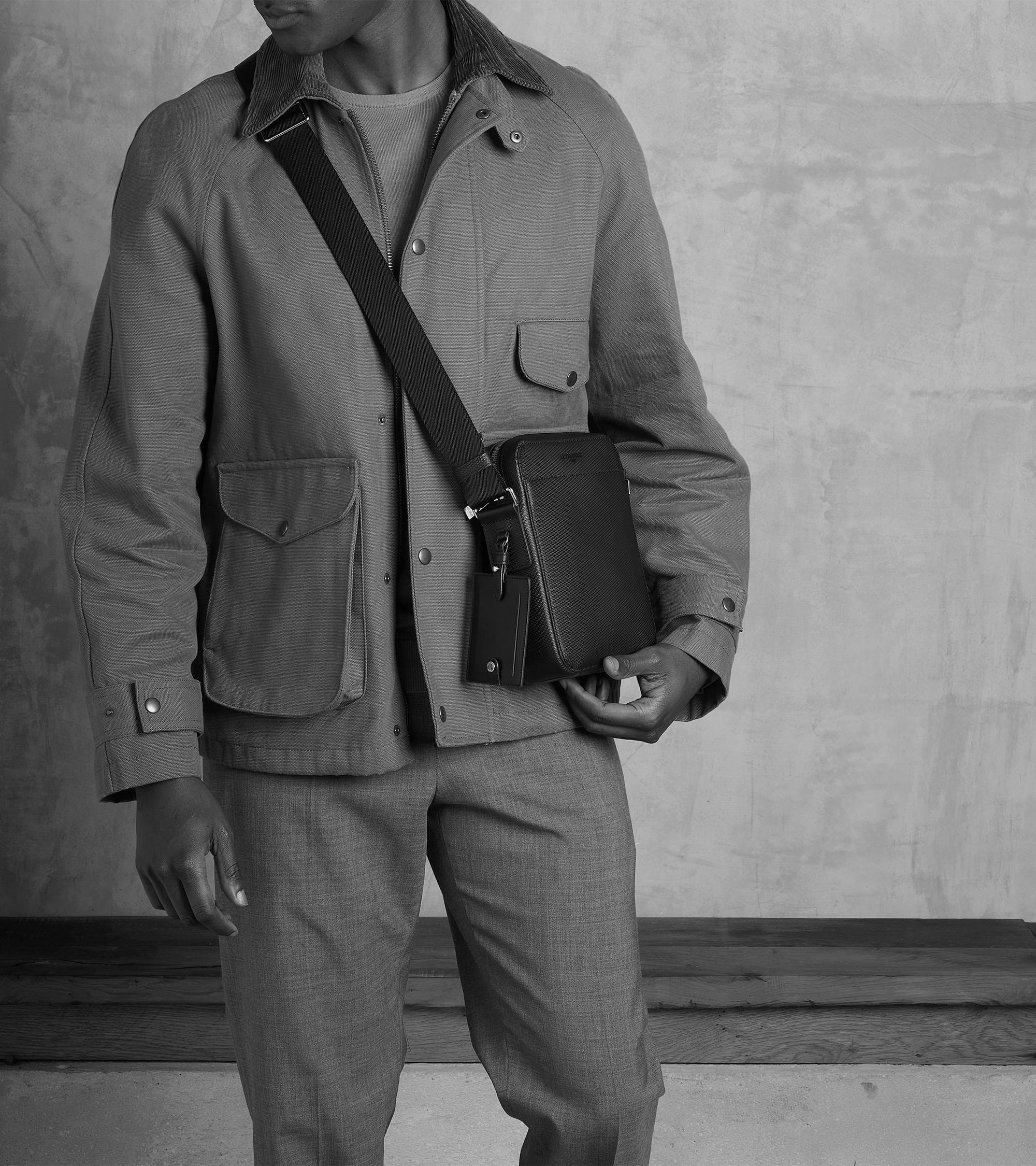 Petite sacoche zippée Emile en cuir signature T