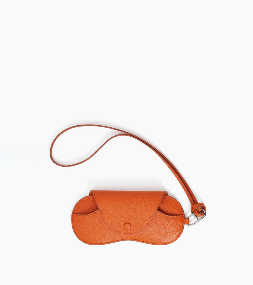 Estuche para gafas con abalorios de cuero granulado