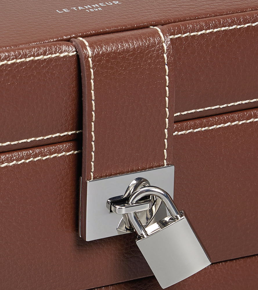 Medium automatic opening jewelry box in leather