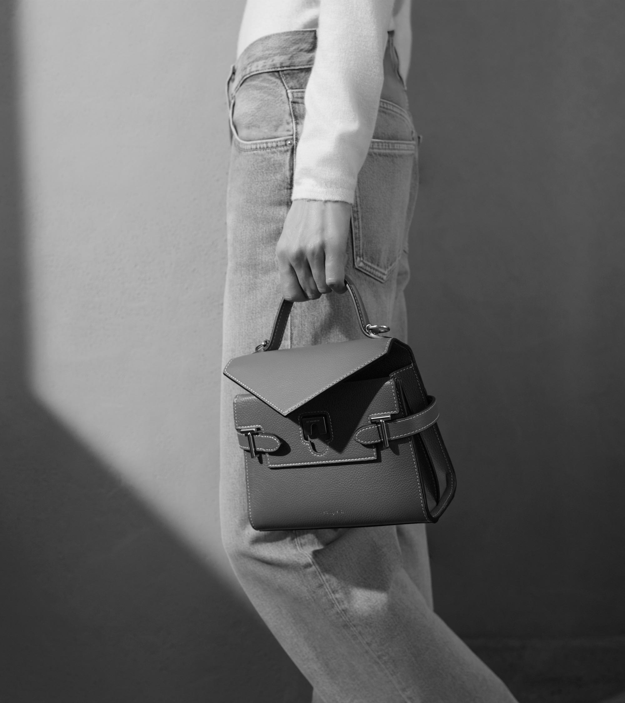 Emilie グレインレザー ダブルフラップ スモール ハンドバッグ