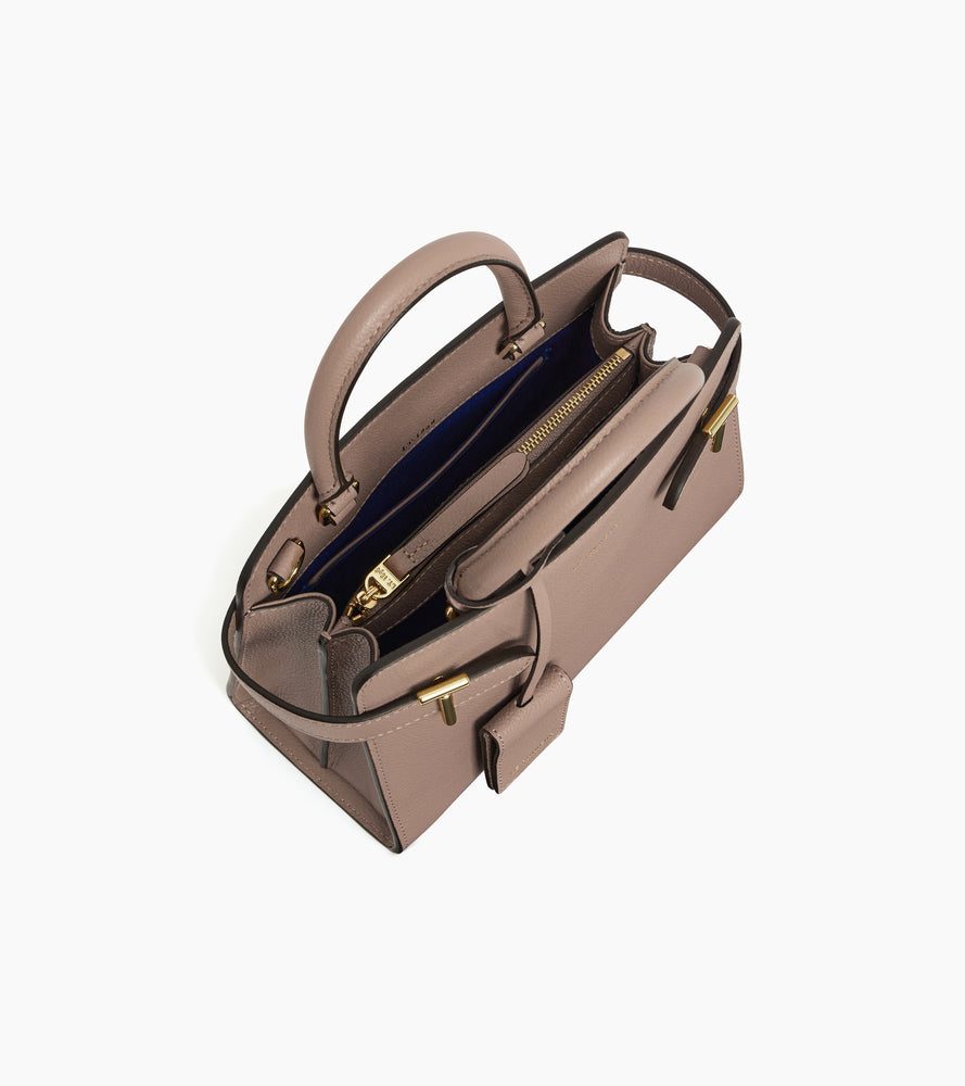 Kleine Handtasche Emilie aus genarbtem Leder mit Trageriemen