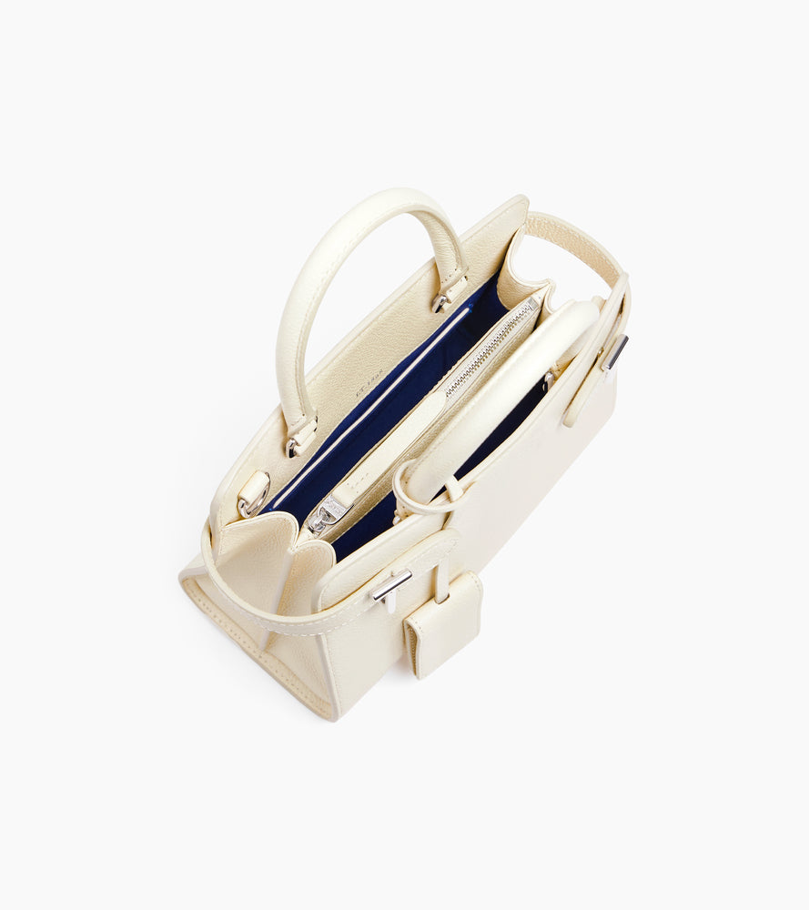 Emilie small handbag in grained leather
