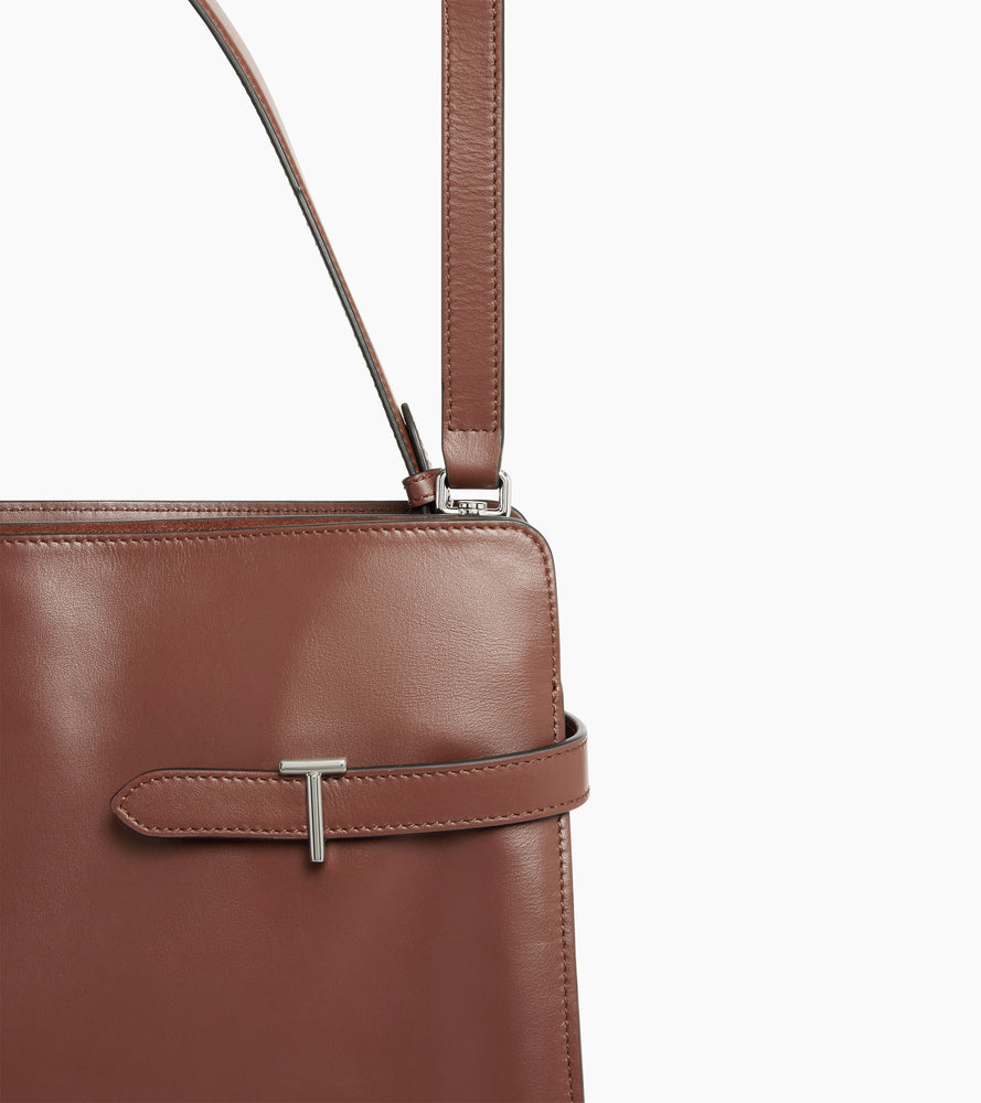 Bolsa de hombro modelo maxi Emie en cuero liso y nobuk