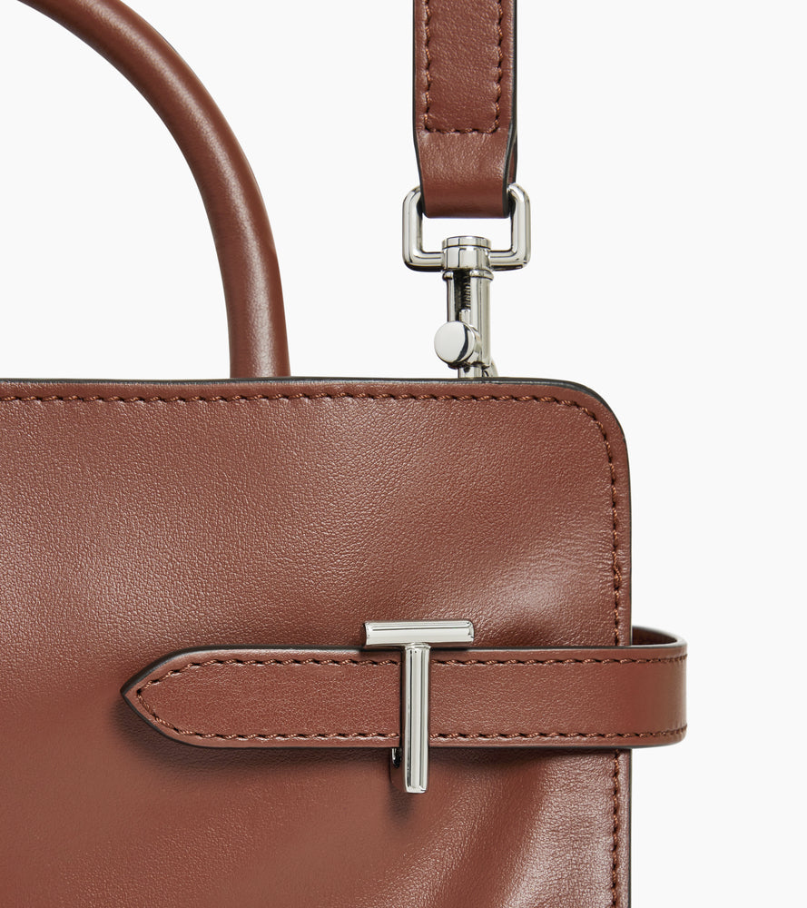 Bolso mediano modelo Emie de piel granulada y nobuk