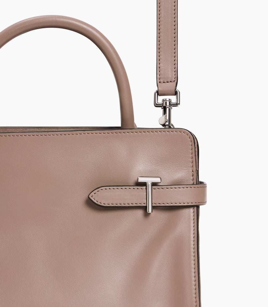 Mittelgroße Handtasche Emie aus Glatt- und Nubukleder