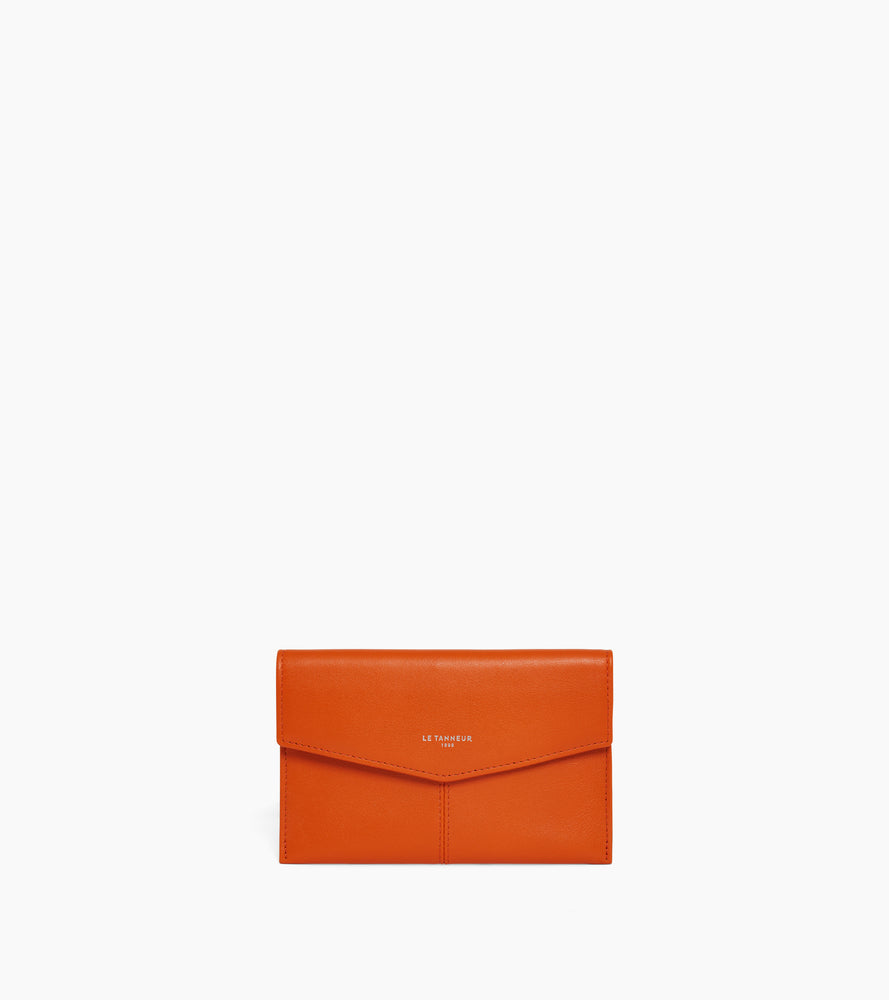 Cartera sobre mediana Charlotte de cuero liso
